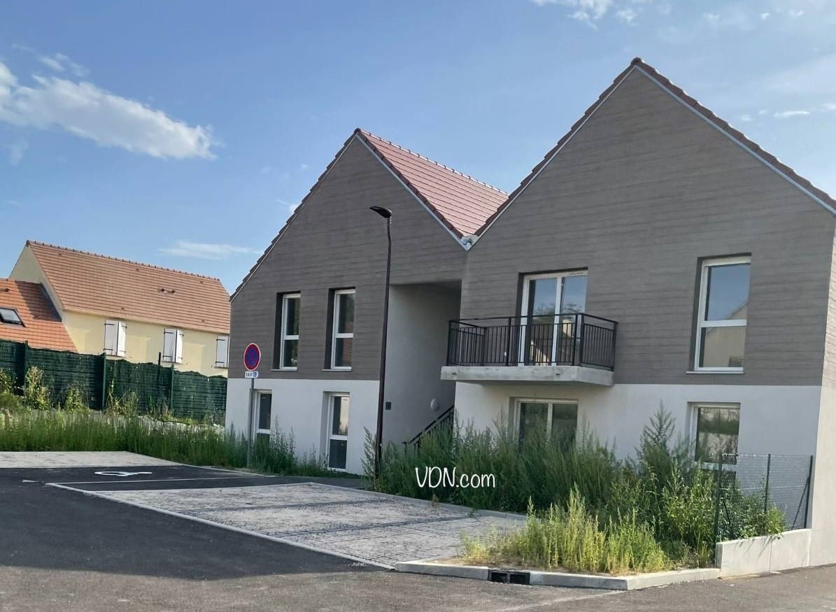 Maisons neuves en vente à Méru rue louis deshayes