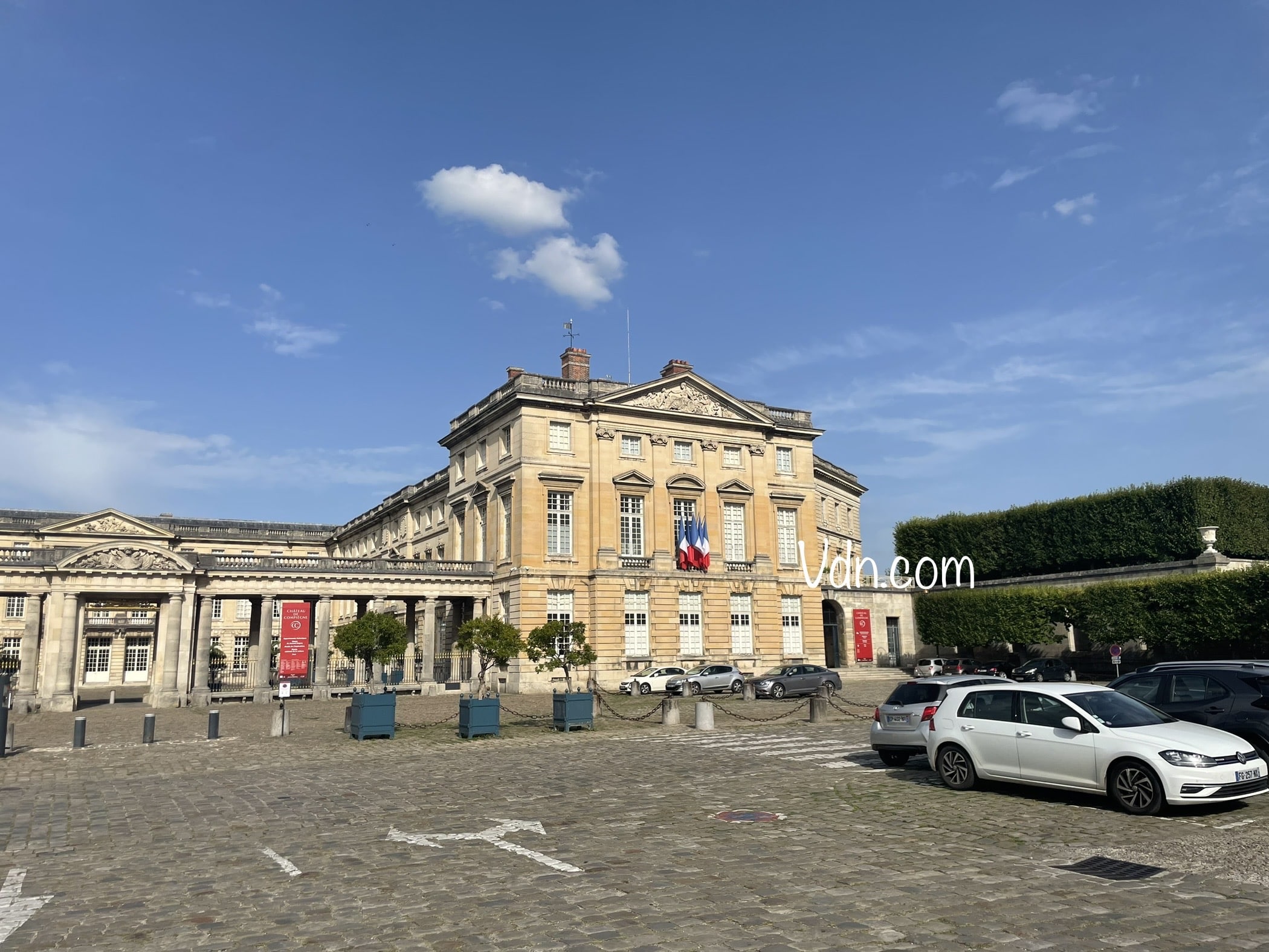 chateau de compiegne proche de notre immobilier neuf en vente