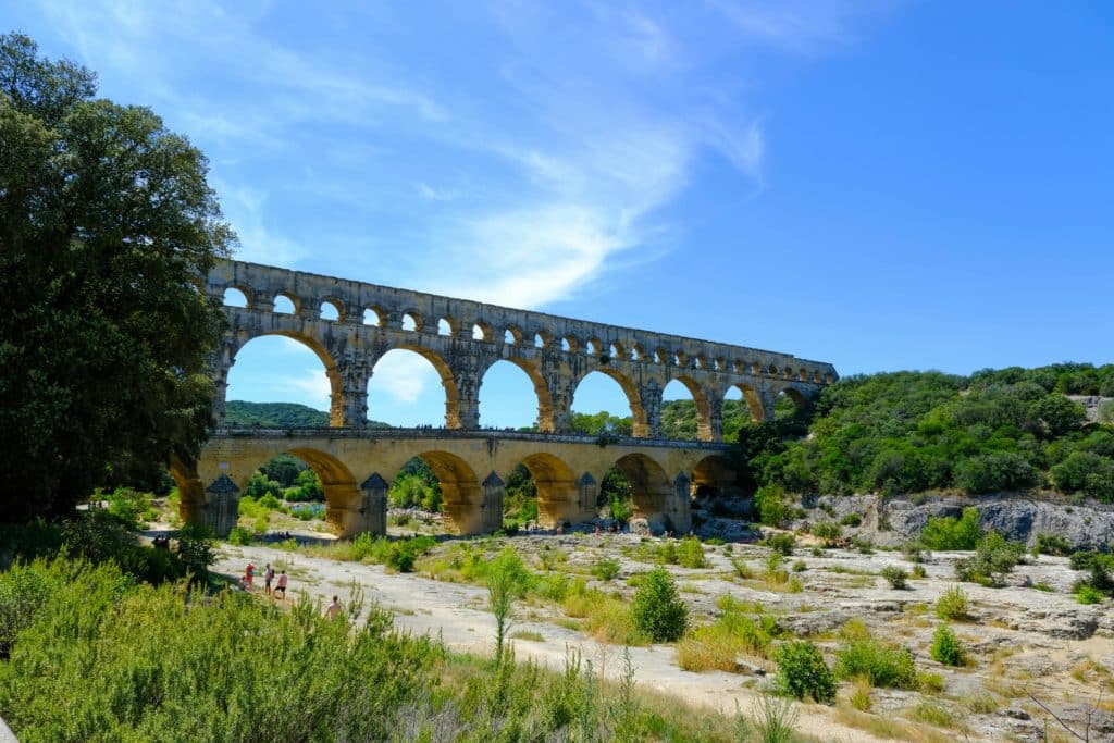 Bien immobilier neuf dans le Gard : investissez entre Cévennes et Méditerranée
